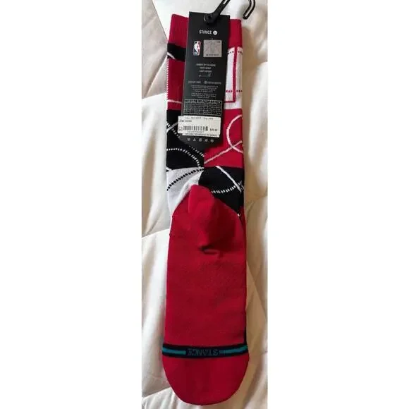 NWT Stance NBA Chicago Bulls Cotton Crew Novelty Socks Basketball - Picture 3 of 4